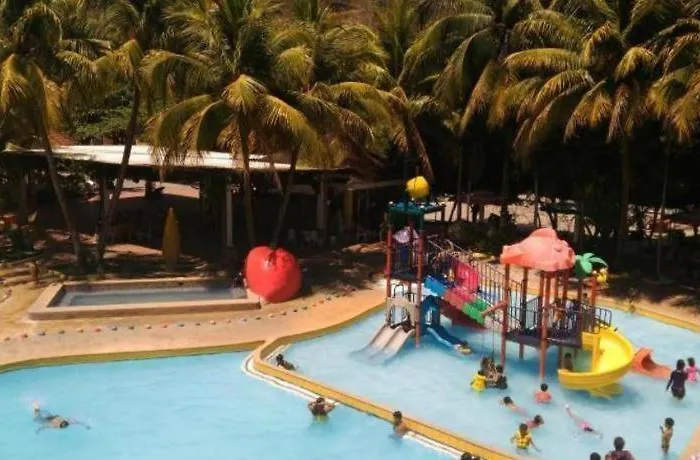 Tubod Flowing Waters リゾート 3*